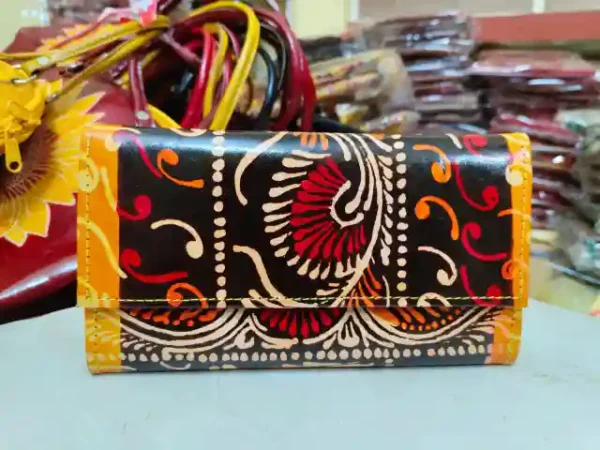 Shantiniketan Leather Purse