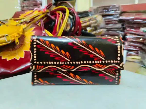 Shantiniketan Leather Purse