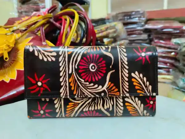 Shantiniketan Leather Purse